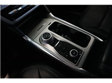 Vehicle Thumb #20