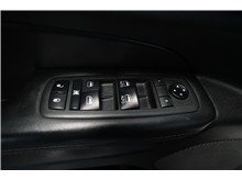 Vehicle Thumb #16