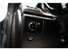 Vehicle Thumb #17