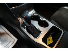 Vehicle Thumb #19