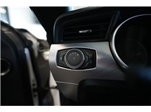 Vehicle Thumb #15