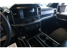 Vehicle Thumb #19
