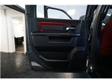 Vehicle Thumb #14