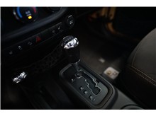 Vehicle Thumb #20