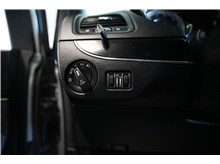 Vehicle Thumb #17
