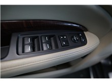 Vehicle Thumb #18