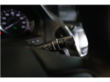 Vehicle Thumb #26