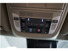 Vehicle Thumb #27