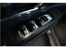 Vehicle Thumb #18