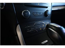 Vehicle Thumb #21