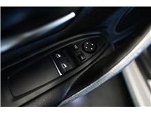 Vehicle Thumb #16