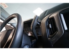 Vehicle Thumb #20