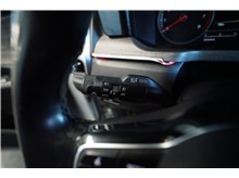 Vehicle Thumb #25
