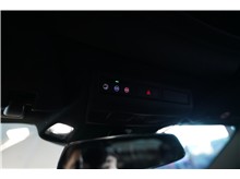 Vehicle Thumb #23