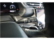 Vehicle Thumb #23