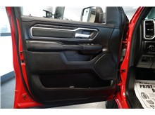 Vehicle Thumb #15
