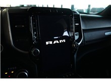 Vehicle Thumb #19