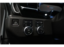 Vehicle Thumb #19