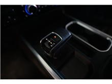 Vehicle Thumb #21