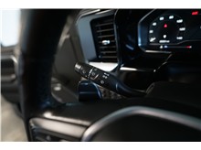 Vehicle Thumb #24