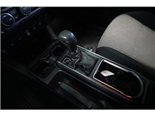 Vehicle Thumb #19