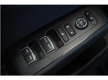 Vehicle Thumb #16