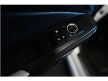 Vehicle Thumb #17