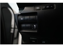 Vehicle Thumb #18