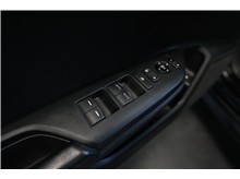 Vehicle Thumb #16