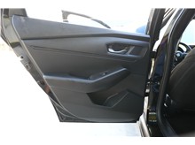 Vehicle Thumb #15