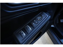 Vehicle Thumb #17