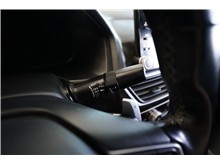 Vehicle Thumb #23