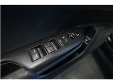 Vehicle Thumb #17