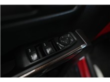 Vehicle Thumb #17