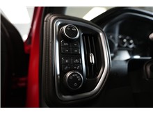 Vehicle Thumb #19