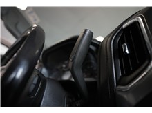 Vehicle Thumb #24
