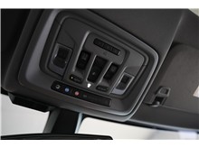 Vehicle Thumb #25