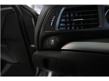 Vehicle Thumb #18