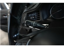 Vehicle Thumb #24
