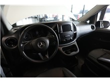 Vehicle Thumb #15