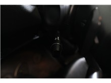 Vehicle Thumb #24