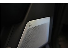 Vehicle Thumb #17