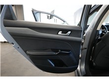 Vehicle Thumb #15