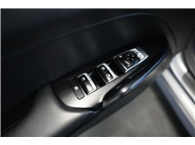 Vehicle Thumb #17