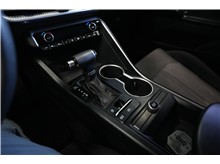 Vehicle Thumb #20