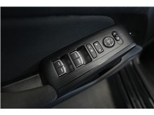 Vehicle Thumb #17