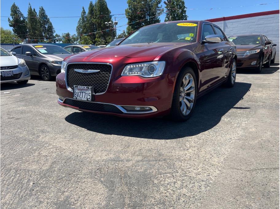 2019 Chrysler 300 from Sams Auto Sales