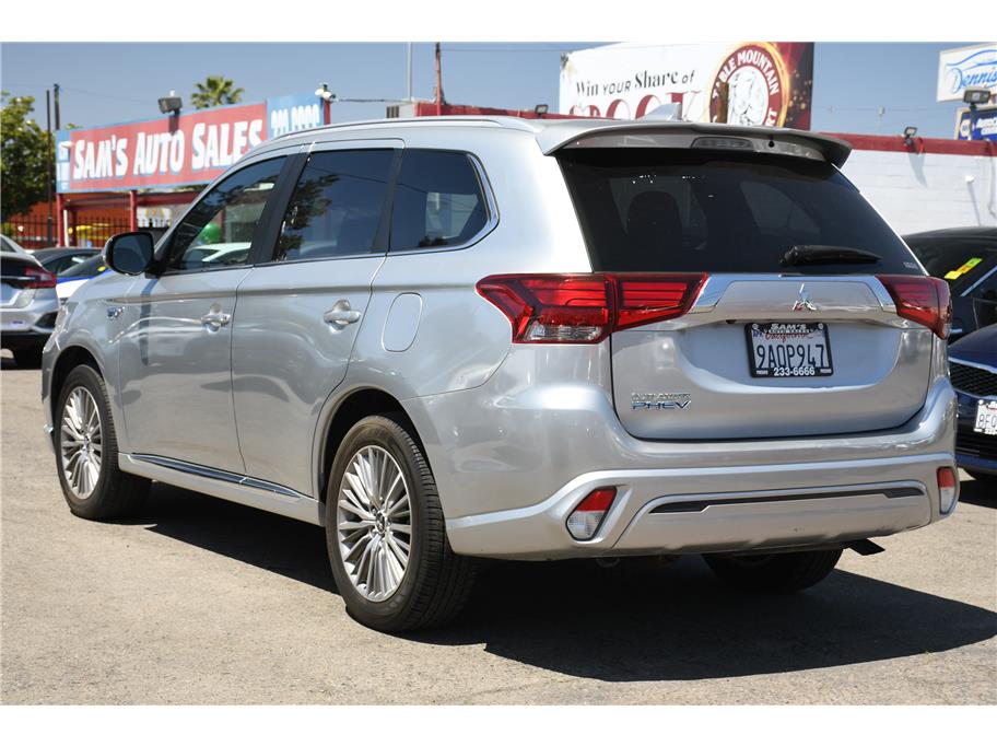 2022 Mitsubishi Outlander PHEV - Photo 6