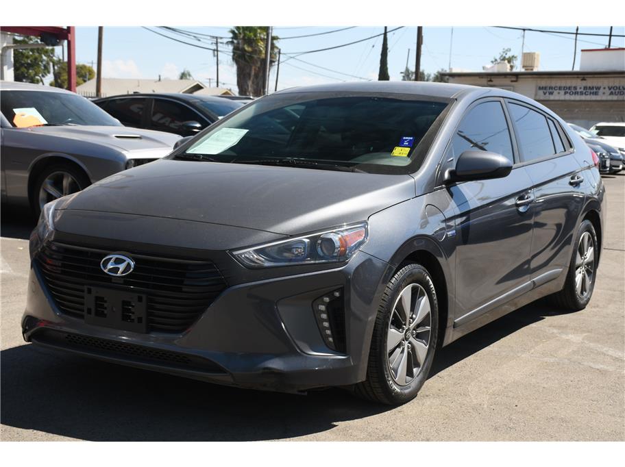 2018 Hyundai Ioniq Plug-in Hybrid from Sams Auto Sales