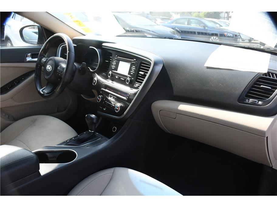 2015 Kia Optima LX Hybrid - Photo 9